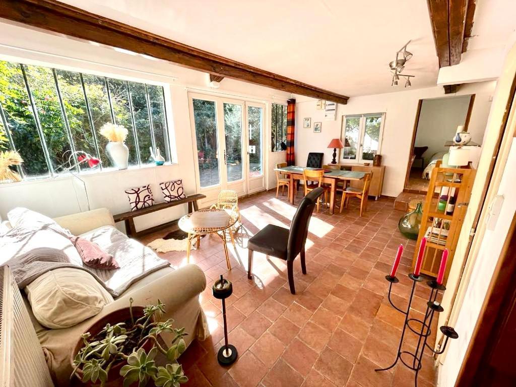 Charmante Maison Dans Jardin, Calme, 55M2- 2Ch, Metro, Tres Proche Paris Vitry-sur-Seine Esterno foto